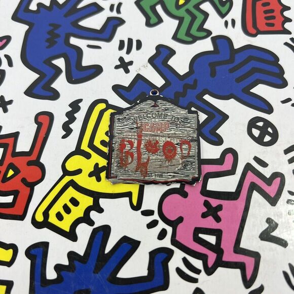 Friday The 13th Welcome To Camp‎ Blood Necklace Charm Badge - Picture 1 of 3